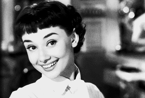 78186-Audrey-Hepburn-smile-gif-Imgur-VOW8