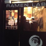 吃在紐約。站著吃拉麵《Ramen Lab》