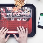 KFC推出餐盤鍵盤，不用擔心吃炸雞用手機打字油膩膩了!