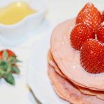 [COOK ♥ i 料理] 少女粉草莓鬆餅 Strawberry Pink Pancakes