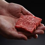 未來食品即將誕生？世界知名和牛商正研發「人工培養牛肉」