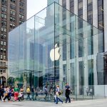 相隔兩年  紐約蘋果「玻璃立方體」旗艦店即將重開！