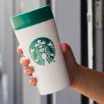 6月22日起  Starbucks 將再次允許顧客使用自帶杯來裝飲品 (6/22~)