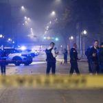 芝加哥万圣夜枪响14伤 疑为飞车滥射[影]