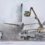 大風雪打亂聖誕返鄉 美國逾2200航班取消