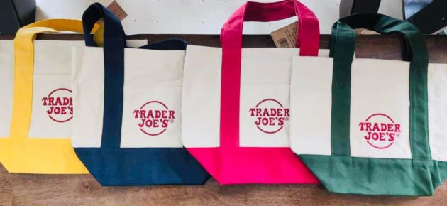 Trader Joe’s 夯到不行的 Tote包包，你們也會購入嗎?