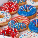 享有免費甜甜圈🍩Krispy Kreme 慶祝美國獨立日推出全新系列