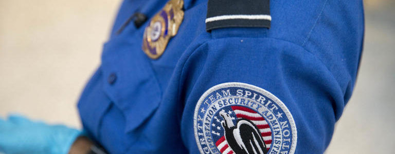 TSA 正式宣佈這 3 項新物品列入托運行李禁帶清單🚫