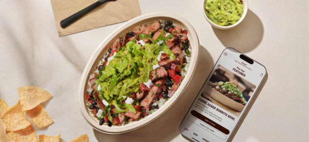 9 月 15 日穿著美式足球球衣可享 Chipotle 買一送一優惠!!